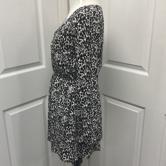 Abercrombie & Fitch XS Black & White Tunic Top - Picture 5 of 8